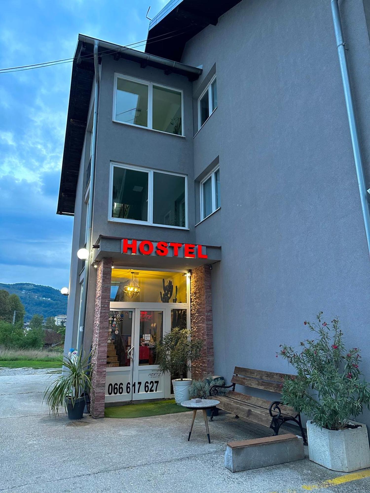 Hostel Herz バニャ・ルカ エクステリア 写真