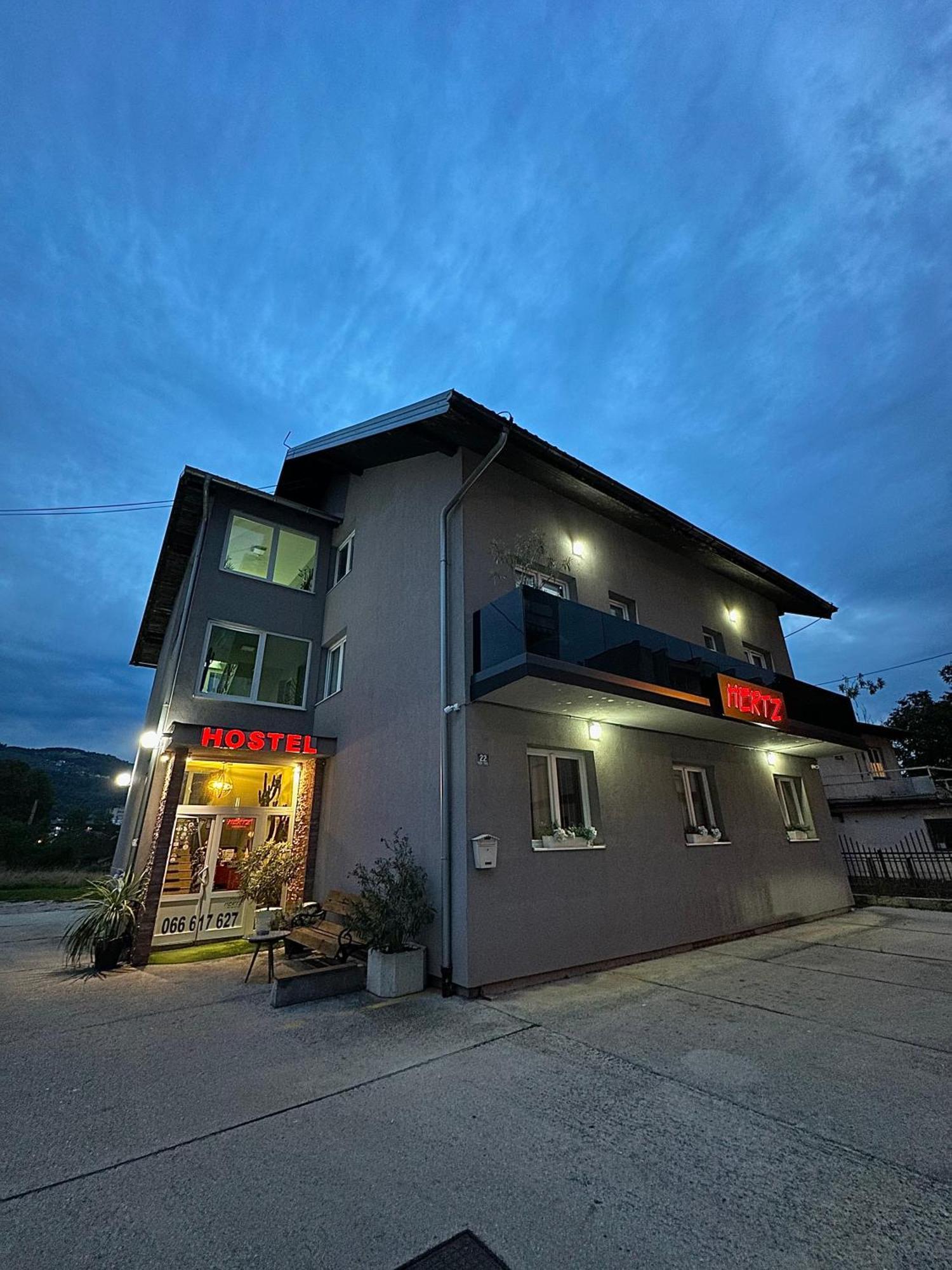 Hostel Herz バニャ・ルカ エクステリア 写真