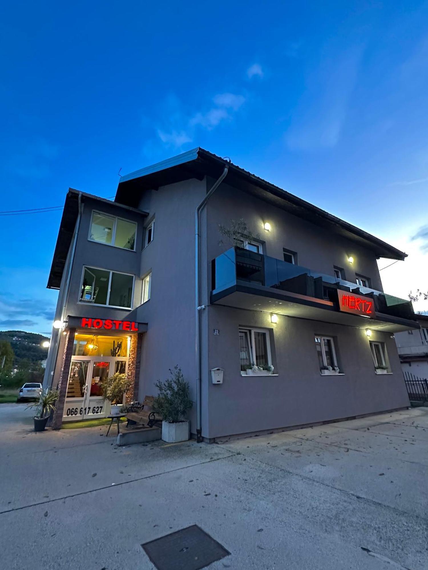 Hostel Herz バニャ・ルカ エクステリア 写真