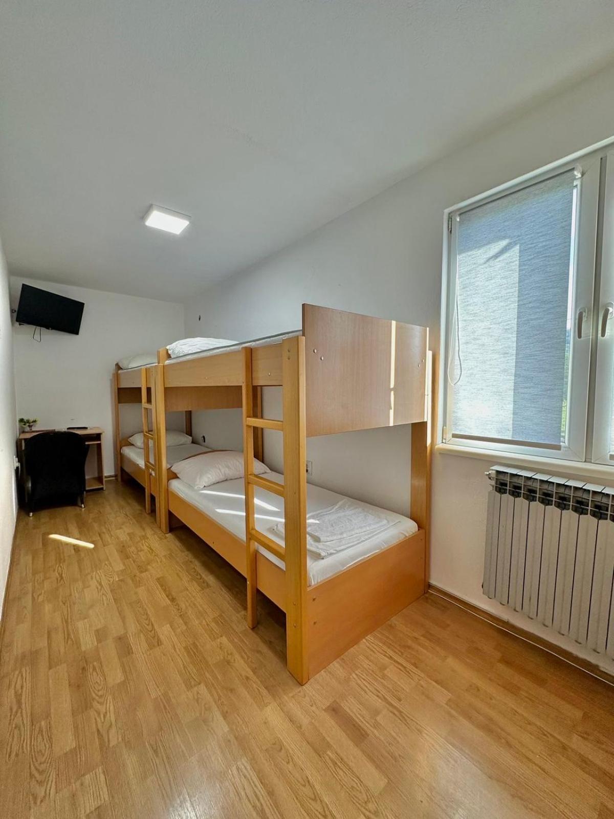 Hostel Herz バニャ・ルカ エクステリア 写真