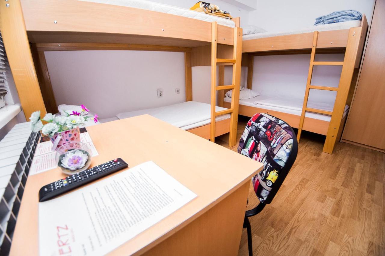 Hostel Herz バニャ・ルカ エクステリア 写真